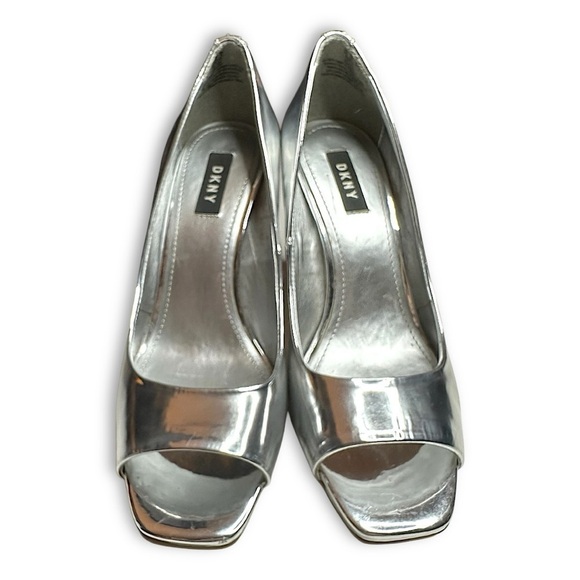 DKNY Metallic Silver Open Toe Sleek Modern High Heels
Size 8.5 - Picture 9 of 10
